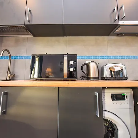 Apartment Parliament & River View