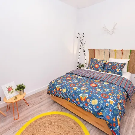 Апартаменти Parliament & River View Бухарест