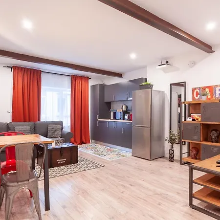 Parliament & River View *