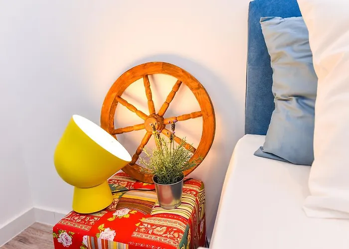 Daire Parliament & River View Bükreş