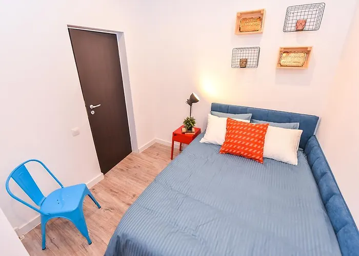 Parliament & River View Daire *