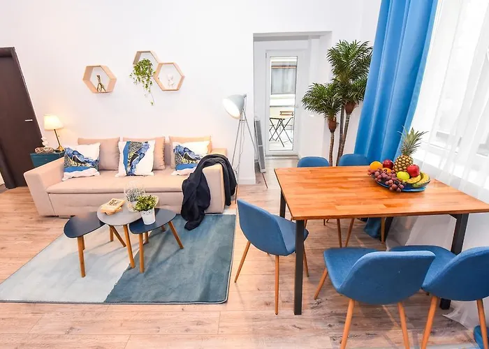 Parliament & River View Appartamento *