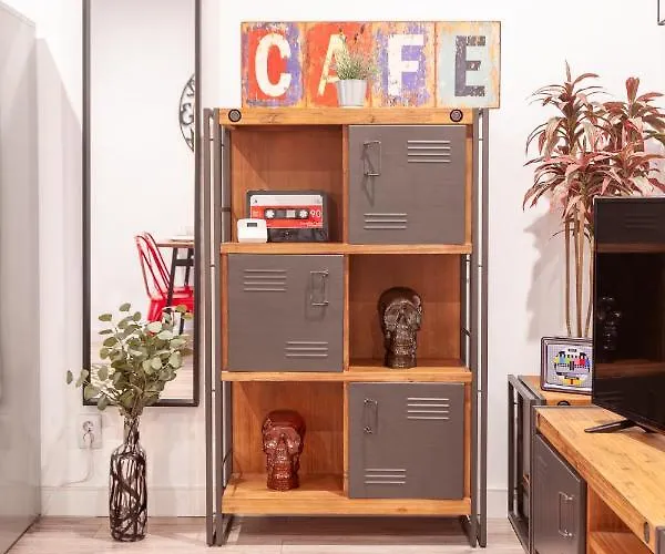 Parliament & River View