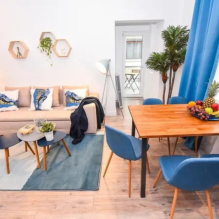 Parliament & River View アパート *