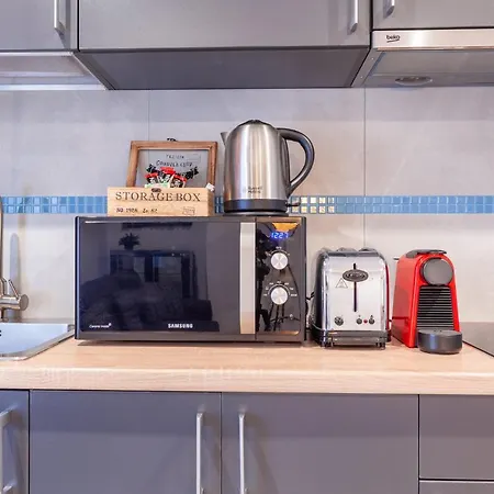 Parliament & River View * Bucarest